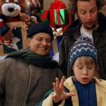 Викликав повію: Зірку «Сам удома» затримали в готелі (ФОТО)