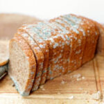 Як зберегти хліб свіжим протягом тижня: один простий трюк, який працює краще, ніж хлібниця