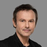 Співав на фронті: Святослав Вакарчук підтримав військових концертом на передовій (ФОТО)